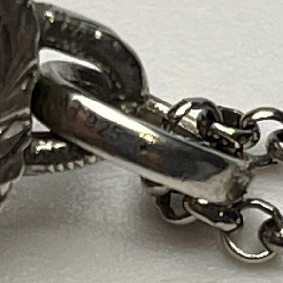 Gucci Textured Interlocking GG Pendant Necklace-Sterling Silver - Preowned - Picture 7 of 8